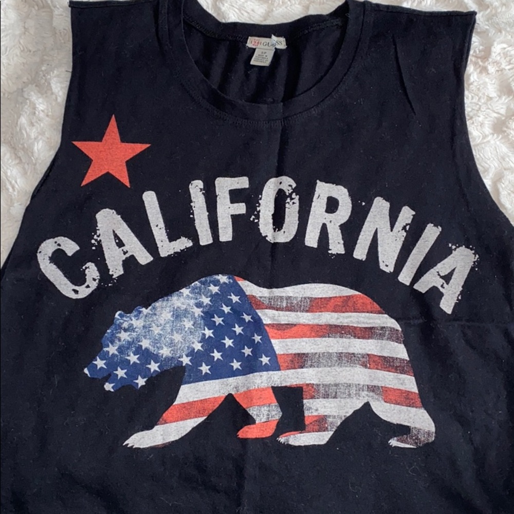 Guess top